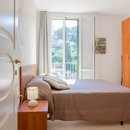 H11 Casa Zefiro - Centro - Parcheggio San Remo