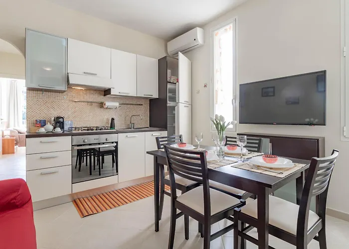 H11 Casa Zefiro - Centro - Parcheggio Sanremo