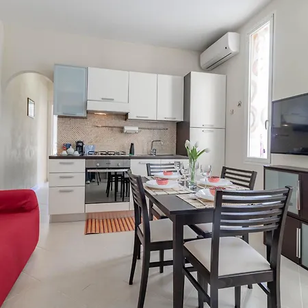 H11 Casa Zefiro - Centro - Parcheggio *